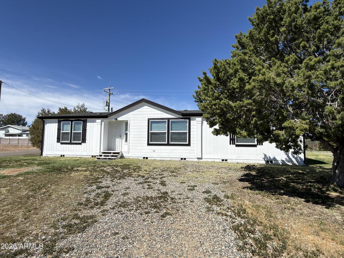 20908 E Deer Valley Ln., Mayer, AZ 86333