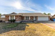 4415 W Calavar Rd., Glendale, AZ 85306