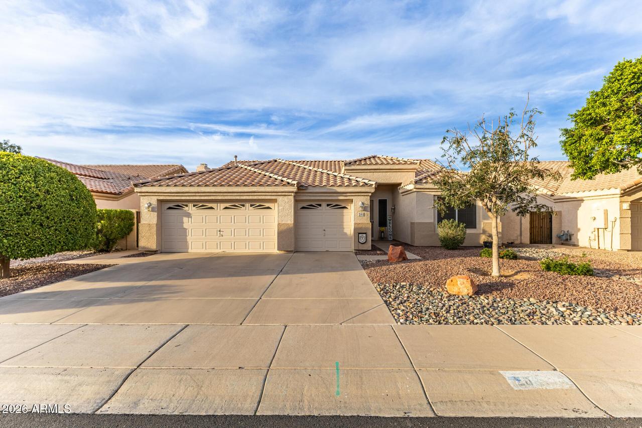208 W Smoke Tree Rd., Gilbert, AZ 85233