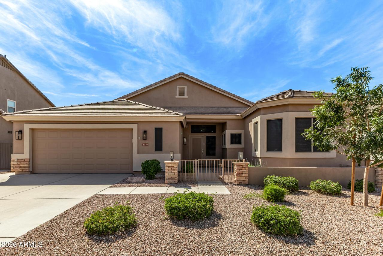 8039 W Clara Ln., Peoria, AZ 85382