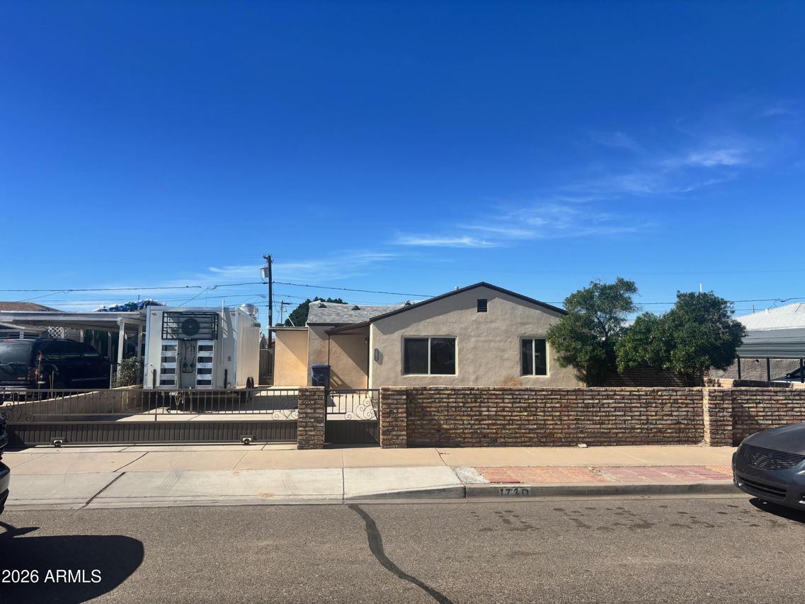 1720 S 10th Ave., Yuma, AZ 85364