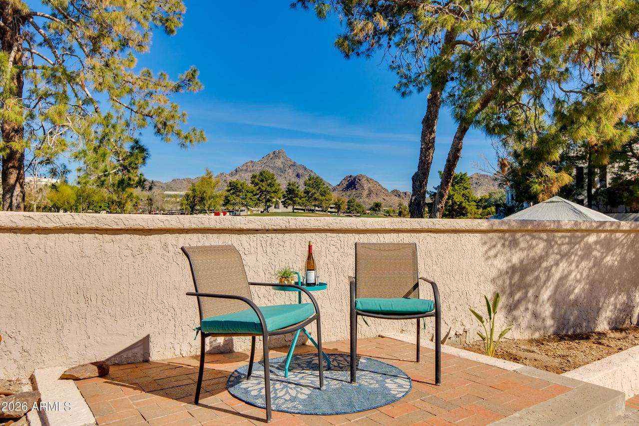 2626 E Arizona Biltmore Cir. #40, Phoenix, AZ 85016