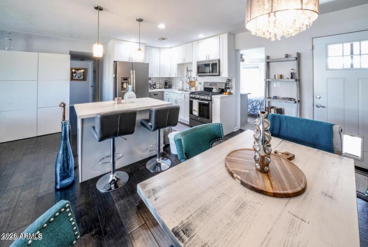 1207 E Alice Ave., Phoenix, AZ 85020