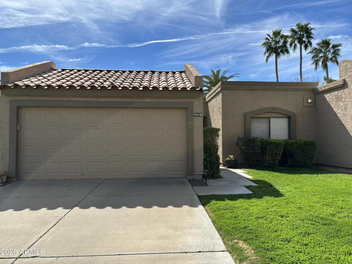 9425 W Mcrae Way, Peoria, AZ 85382