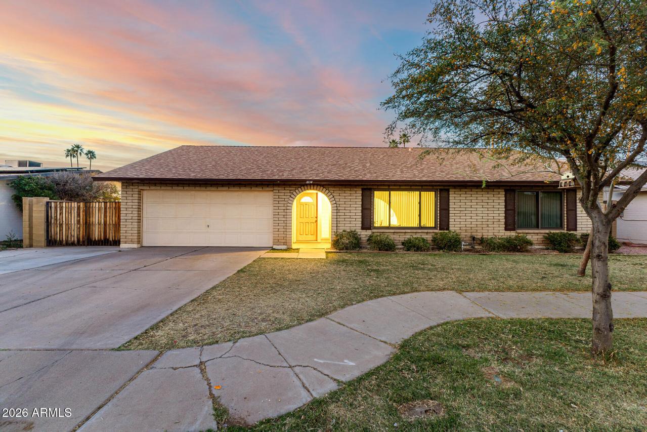 1654 W Nido Ave., Mesa, AZ 85202