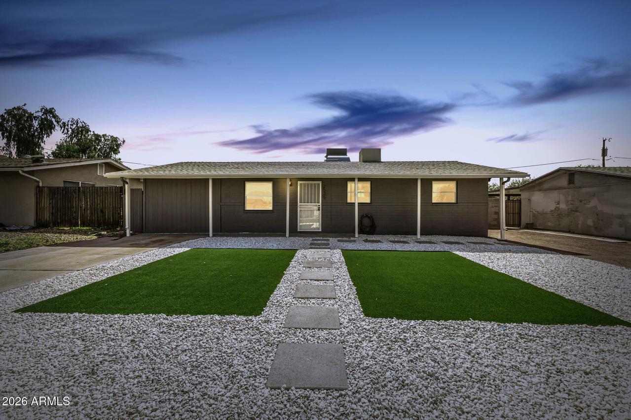 2535 E Hartford Ave., Phoenix, AZ 85032