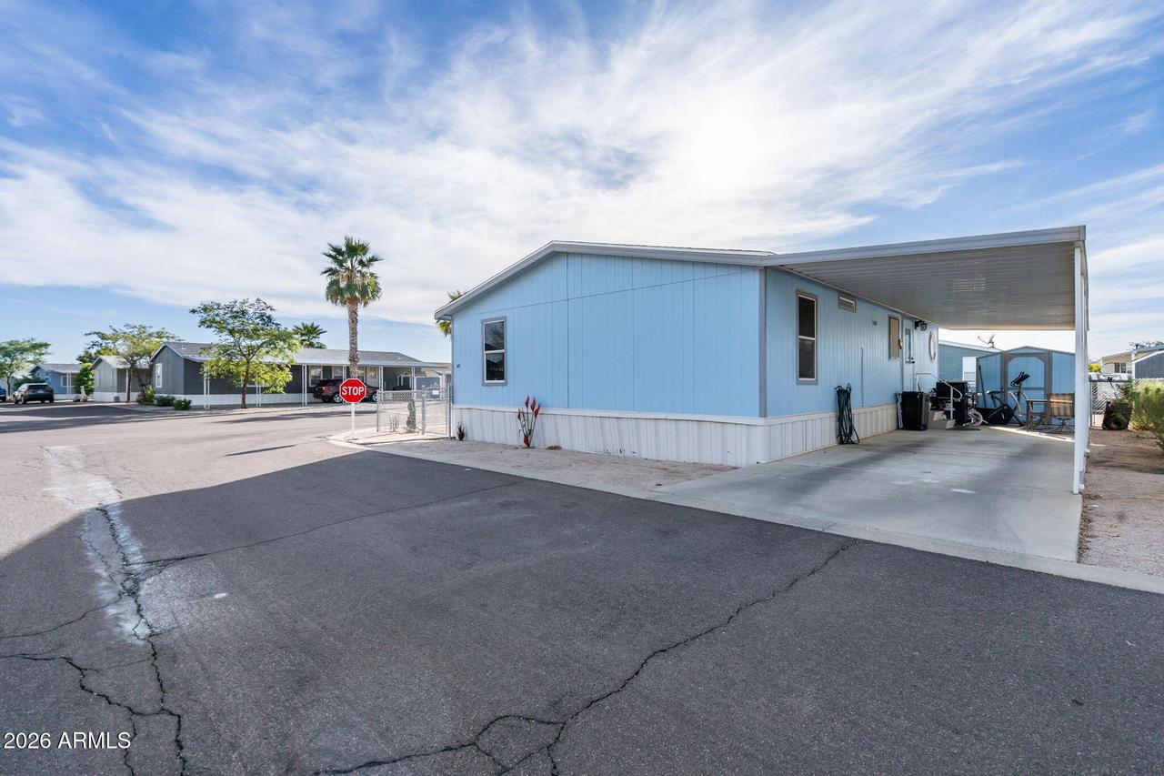 2200 N Delaware Dr. #48, Apache Junction, AZ 85120