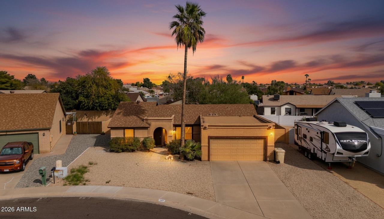 6715 N 81st Dr., Glendale, AZ 85303