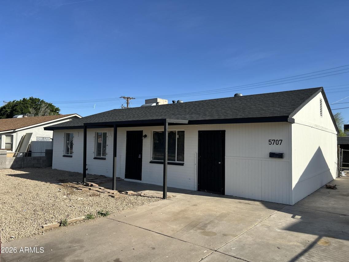 5707 N 64th Dr., Glendale, AZ 85301