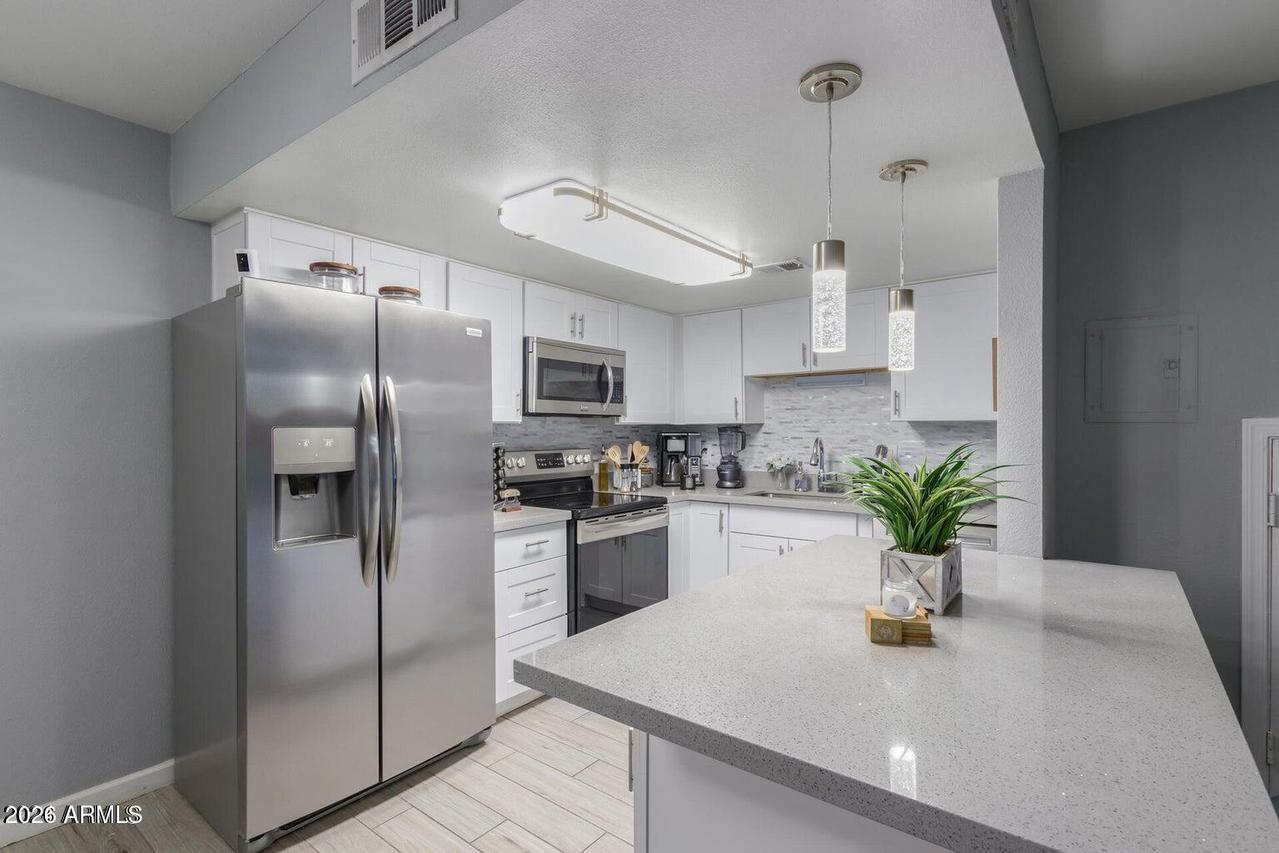 4759 E Belleview St., Phoenix, AZ 85008