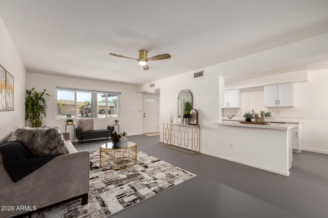 836 S Saranac Ave., Mesa, AZ 85208