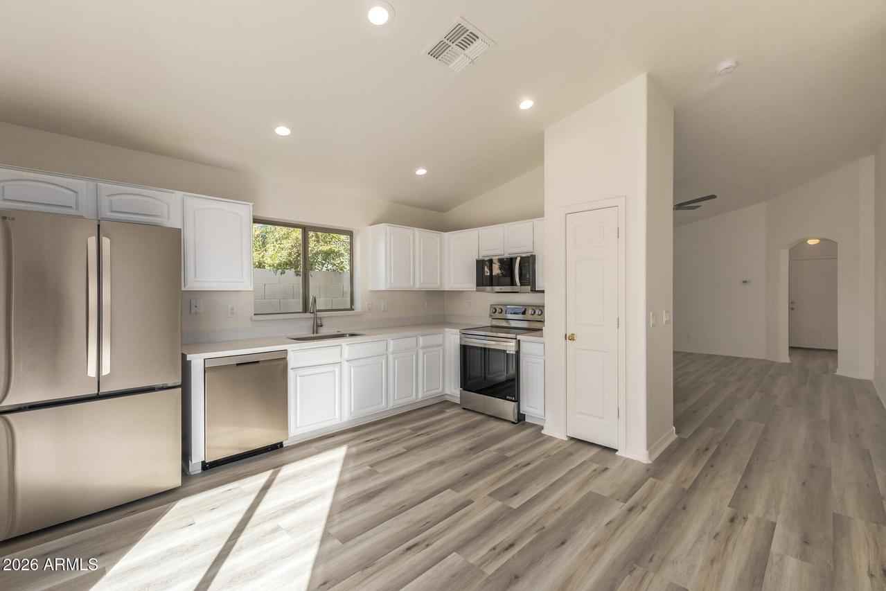 24208 N Oasis Blvd., Florence, AZ 85132