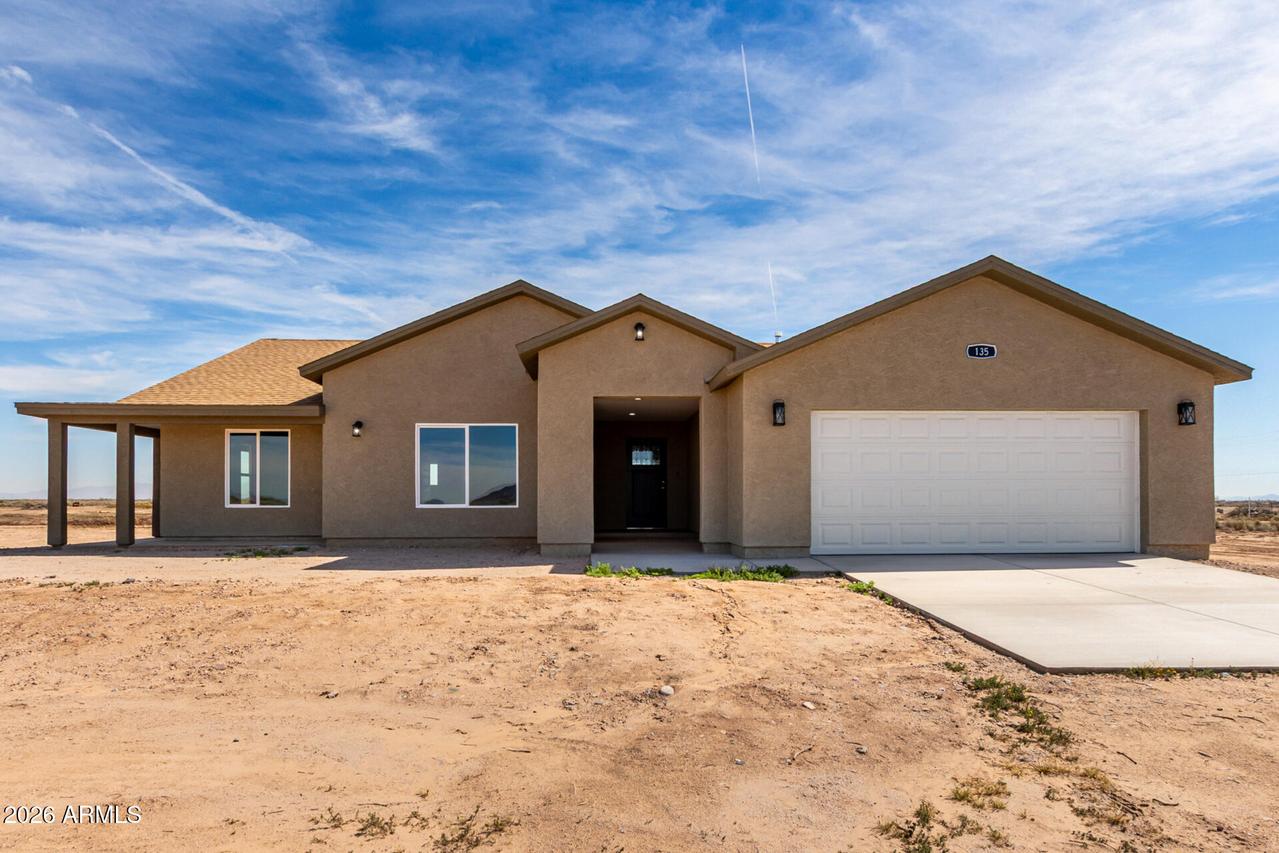 135 N 386th Ln., Tonopah, AZ 85354
