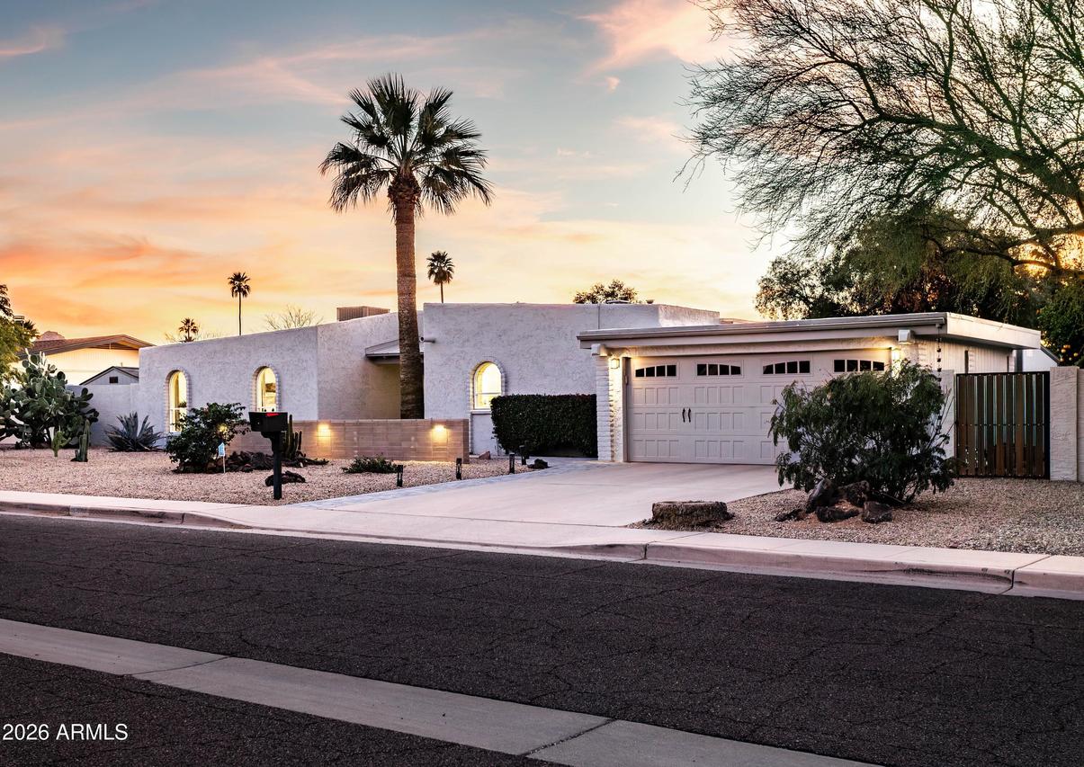 9618 N 35th Pl., Phoenix, AZ 85028