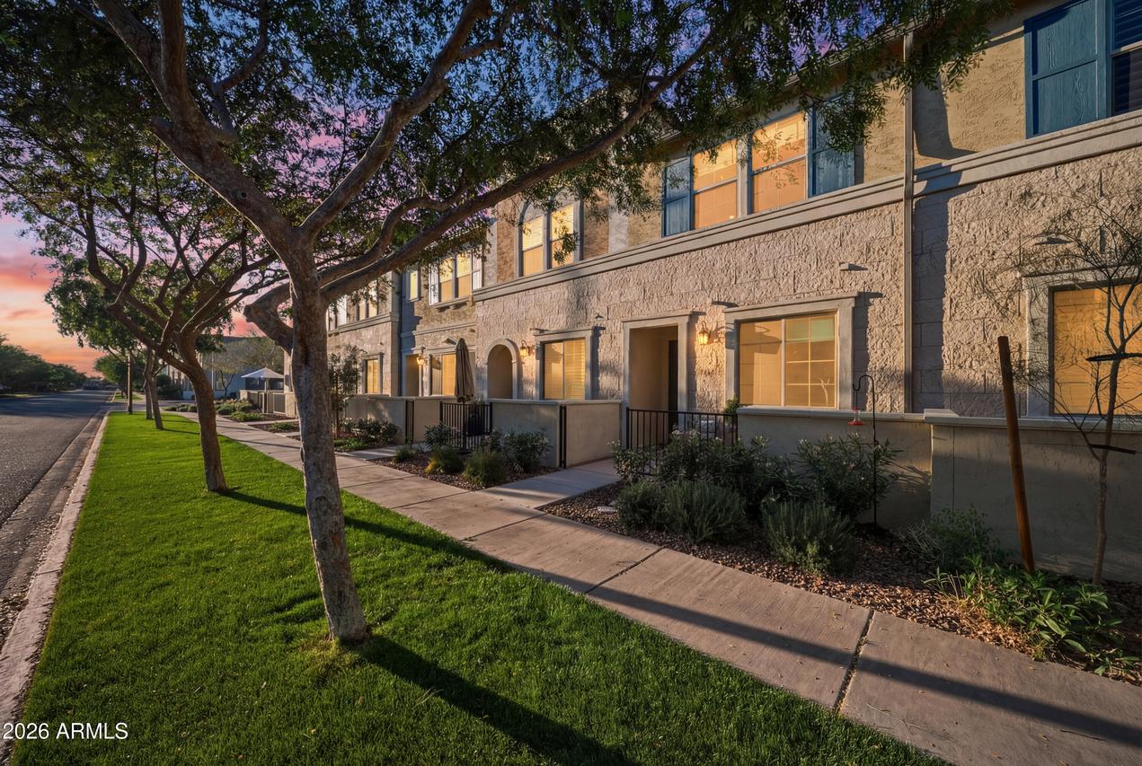 1917 E Hampton Ln. #106, Gilbert, AZ 85295