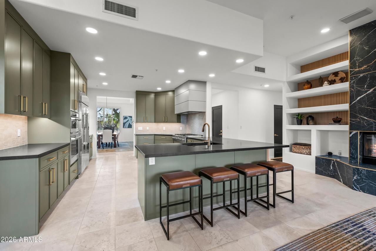 10930 E Quarry Tr., Scottsdale, AZ 85262