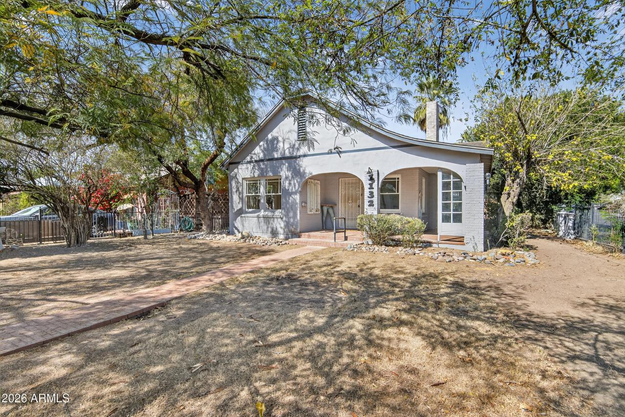 1132 E Weldon Ave., Phoenix, AZ 85014