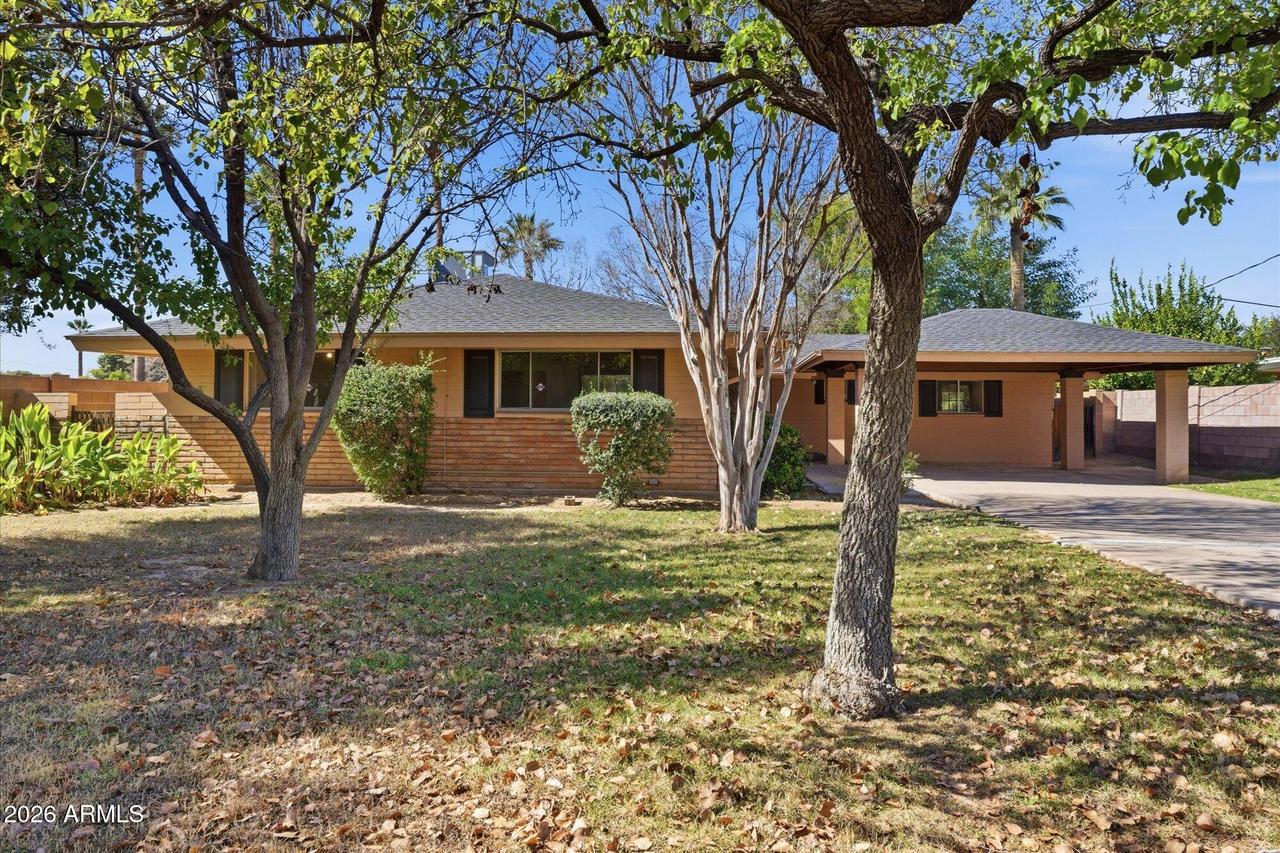 7720 N 3rd Ave., Phoenix, AZ 85021