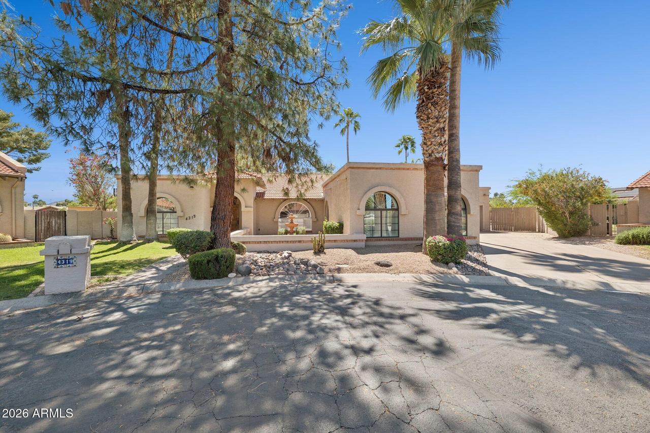 4319 E Lupine Ave., Phoenix, AZ 85028
