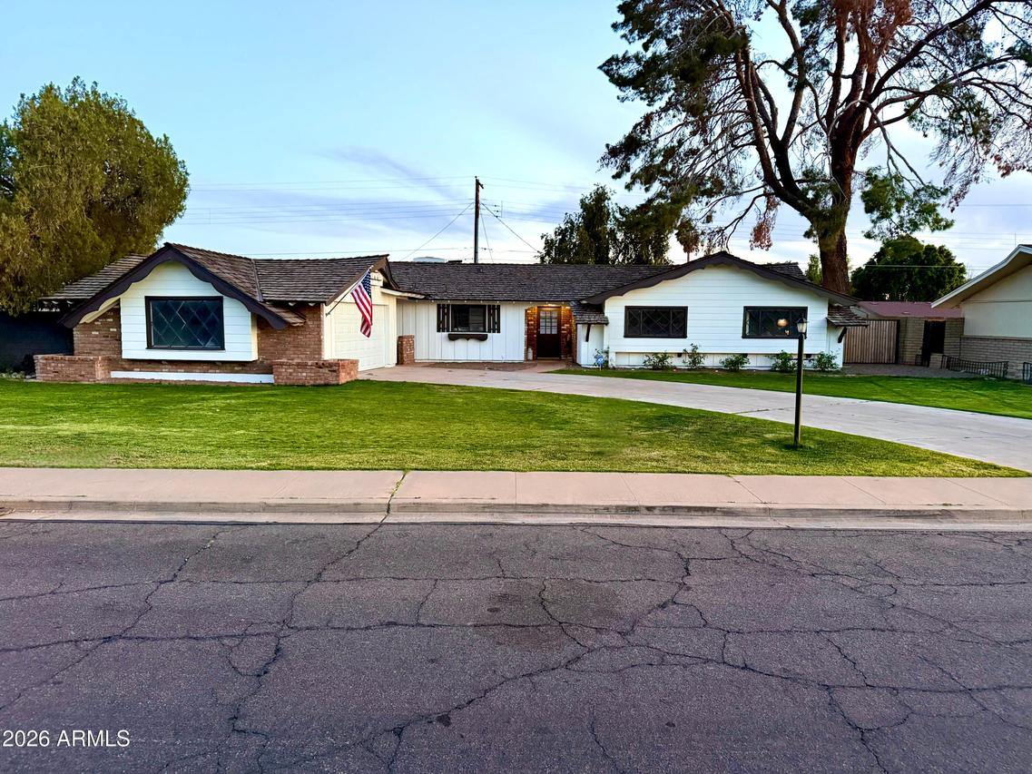 855 E 7th St., Mesa, AZ 85203