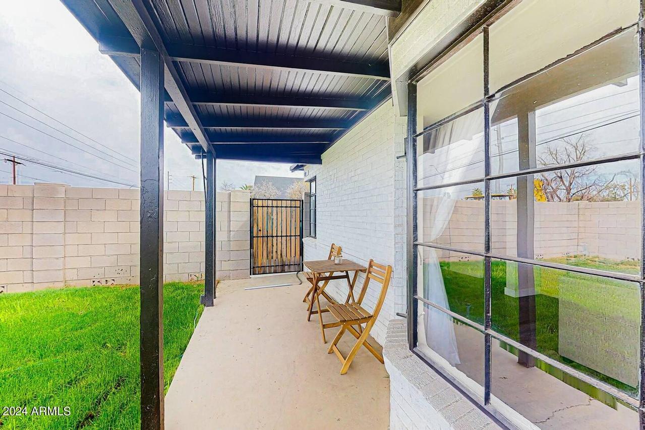 707 E University Dr., Mesa, AZ 85203