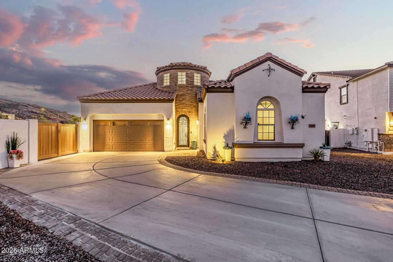 1809 E Gwen St., Phoenix, AZ 85042