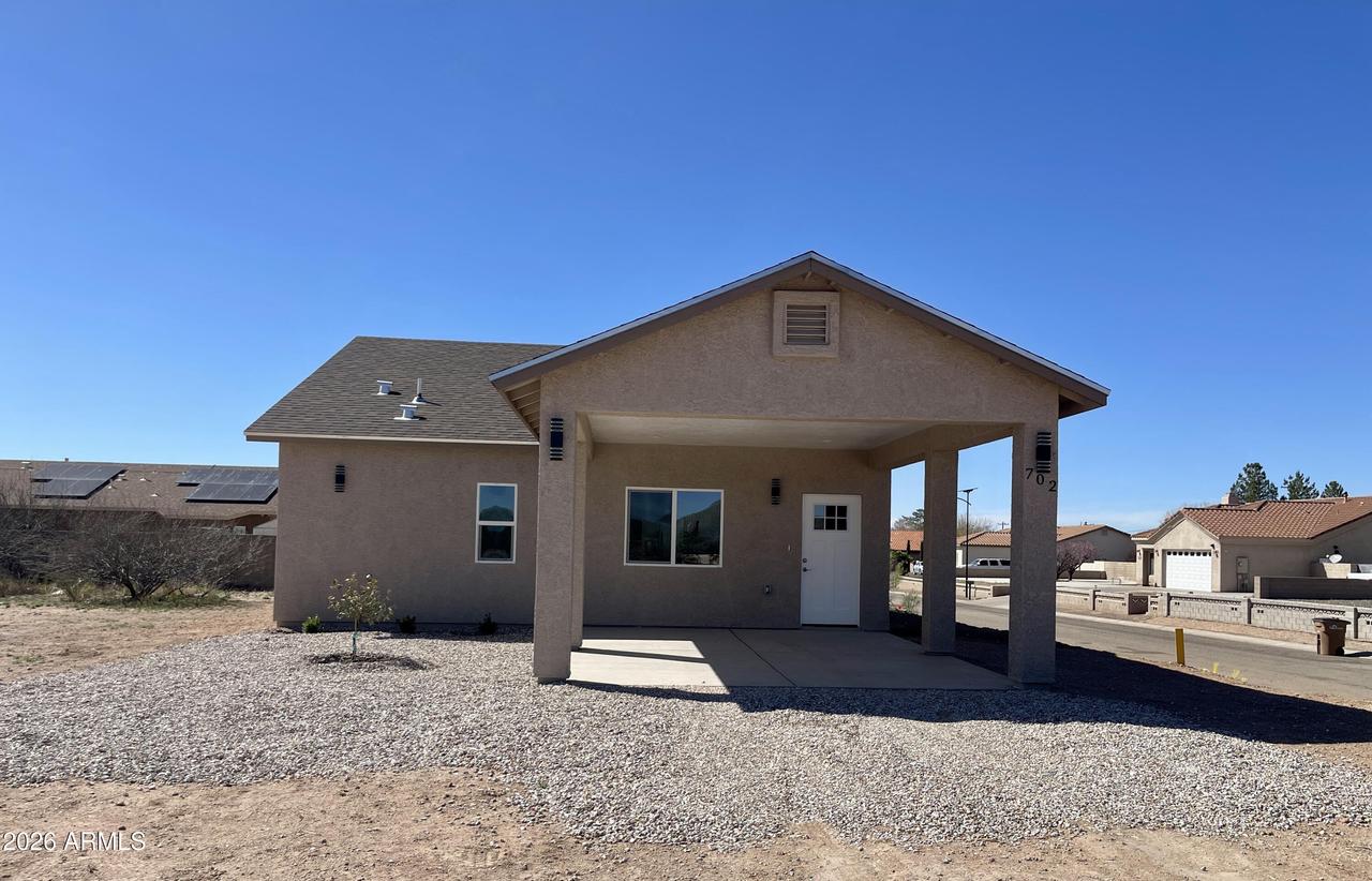 702 N Catherine Ave., Douglas, AZ 85607
