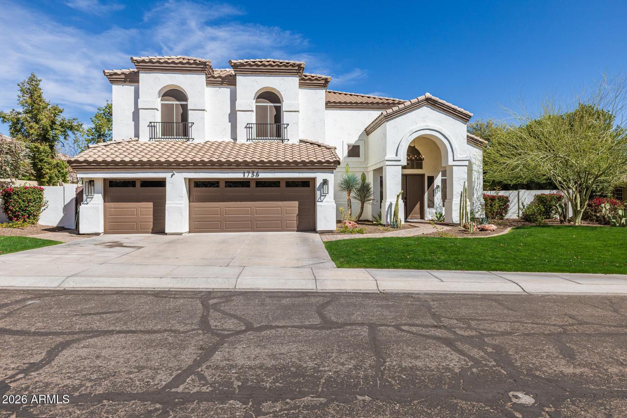 1736 E Silverwood Dr., Phoenix, AZ 85048