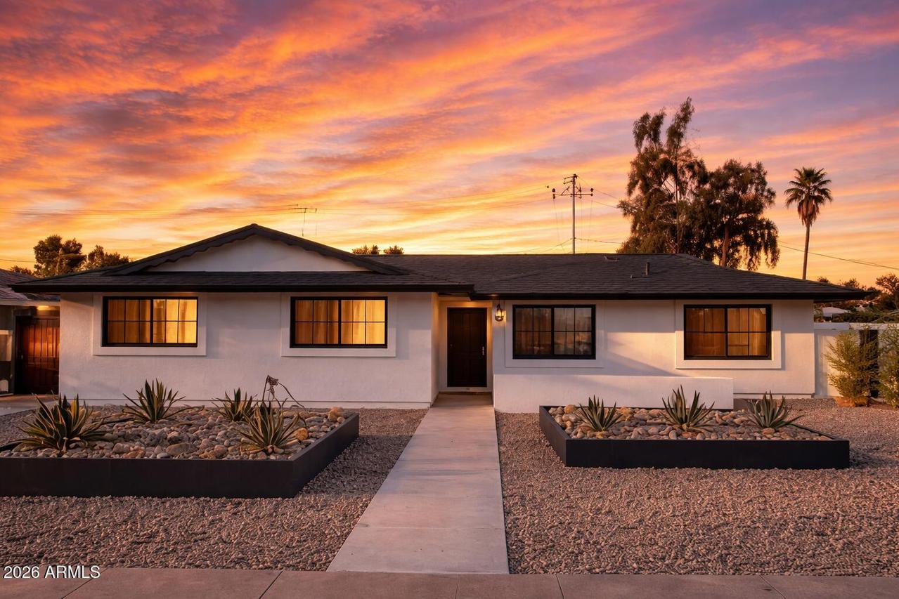 1914 W Virginia Ave., Phoenix, AZ 85009