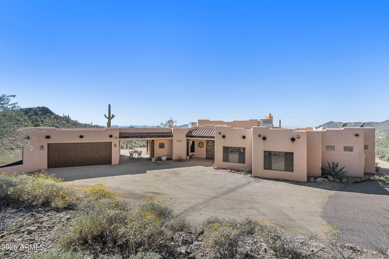 43413 N 7th St., New River, AZ 85087