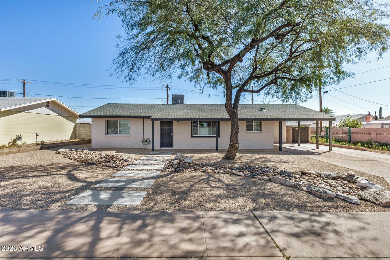 605 N Saguaro Ln., Mesa, AZ 85201
