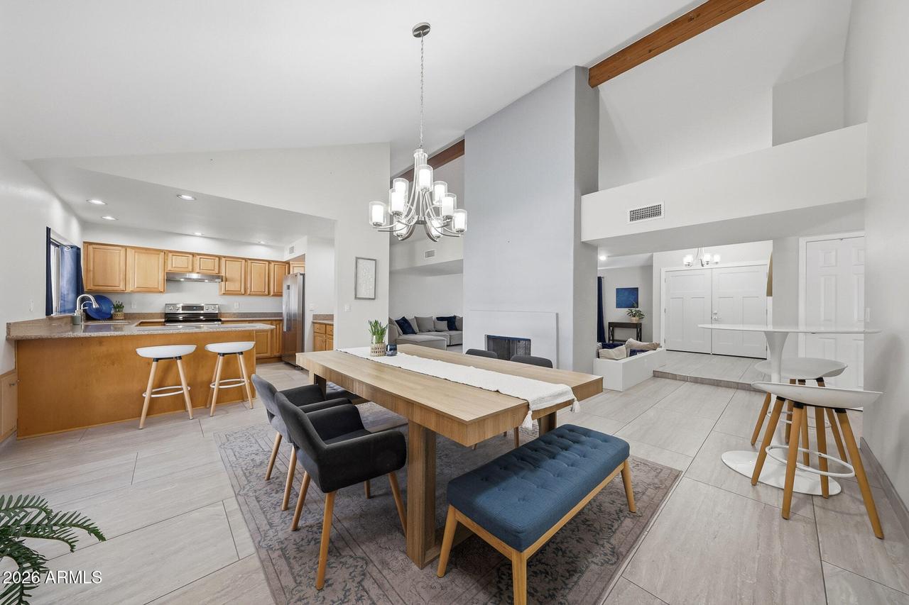 4350 E Winchcomb Dr., Phoenix, AZ 85032