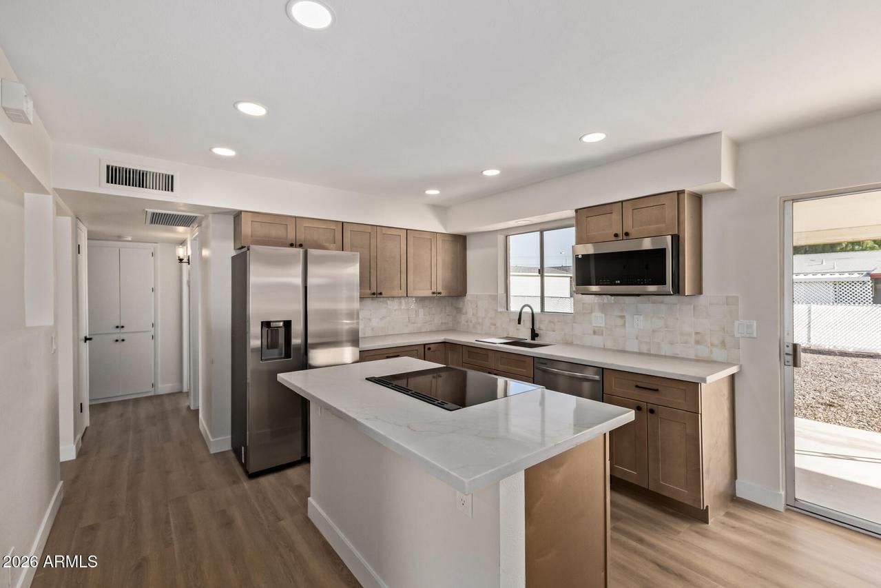 5325 E Des Moines St., Mesa, AZ 85205