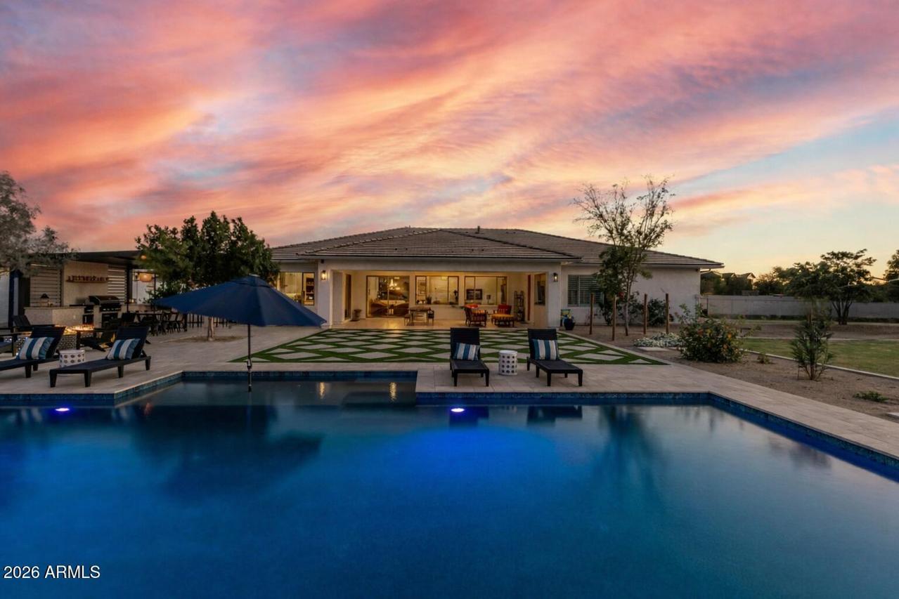 23000 E Mccowan Ct., Queen Creek, AZ 85142