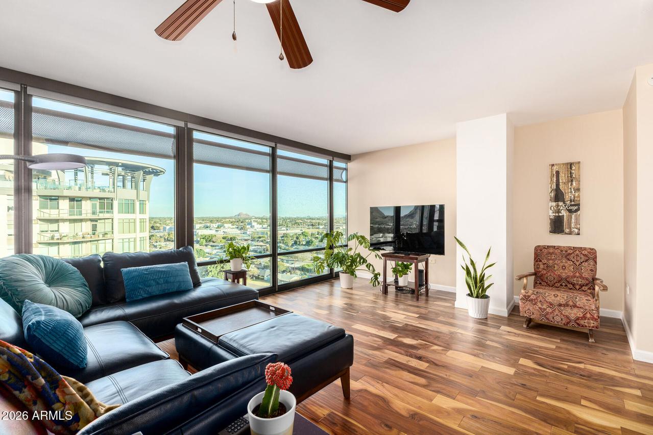 4808 N 24th St. #1402, Phoenix, AZ 85016