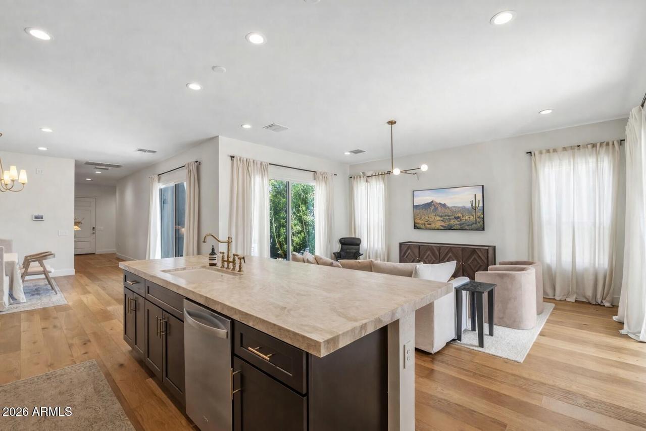 10471 W Quail Ave., Peoria, AZ 85382