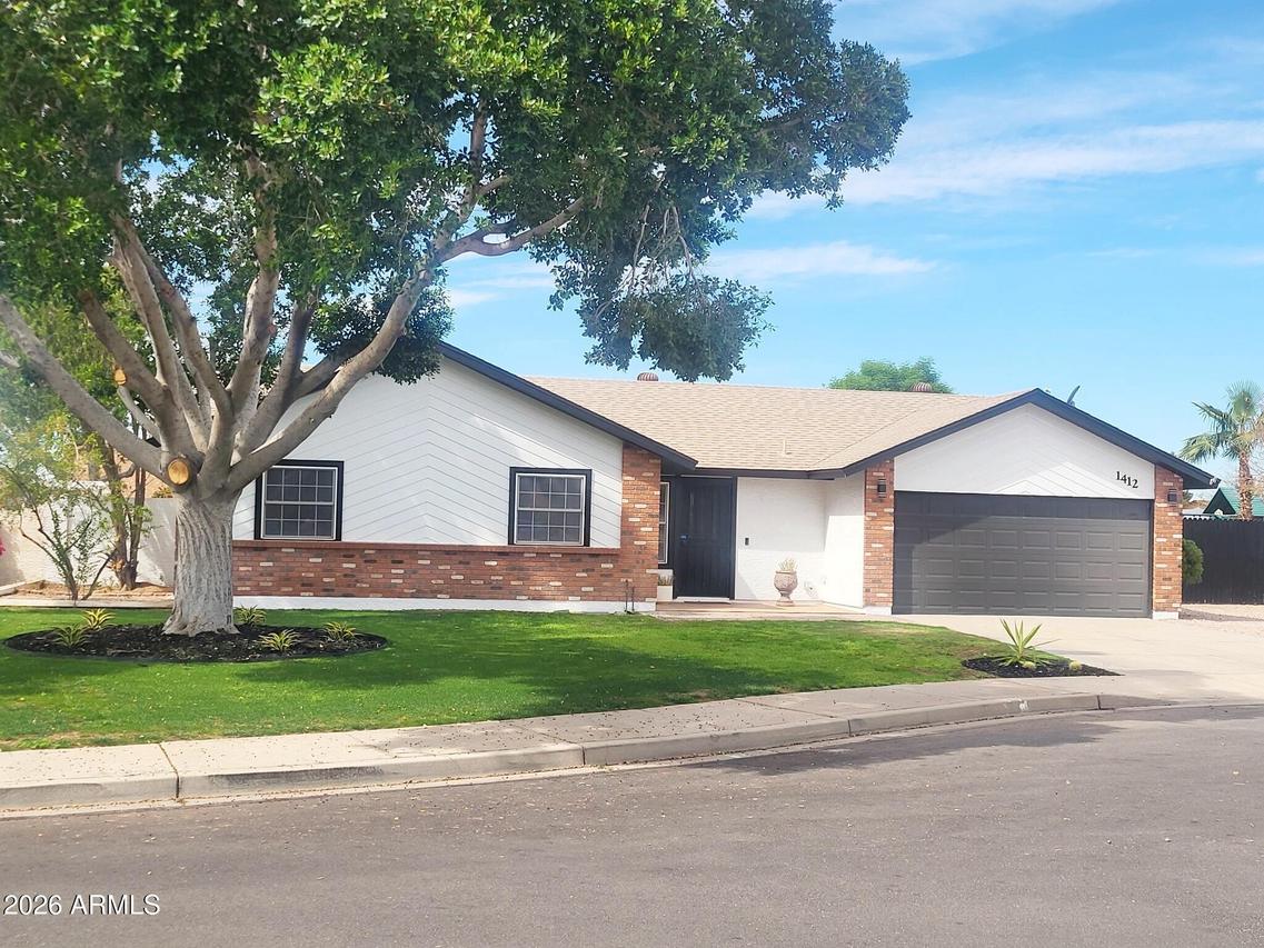 1412 N Augustine, Mesa, AZ 85207