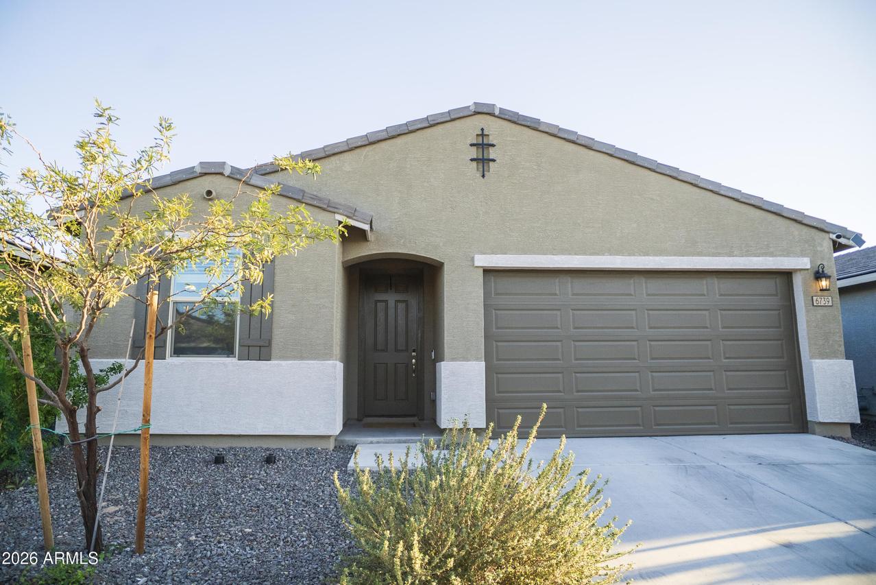 6739 W Pedro Ln., Laveen, AZ 85339