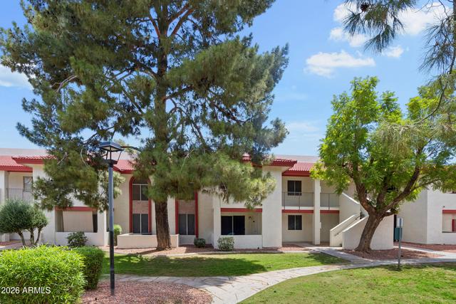 New Homes with Master Bedrooms on the 1st Floor That Attend Kyrene de las Lomas School: February 28th to March 6th