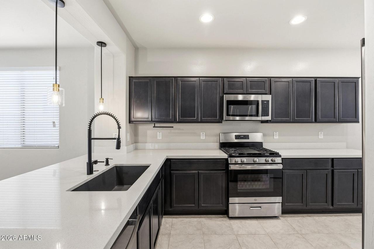 4589 W Horsenettle Dr., San Tan Valley, AZ 85144