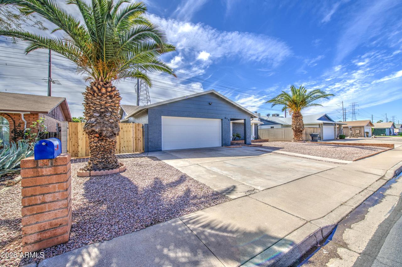 613 W Peralta Ave., Mesa, AZ 85210