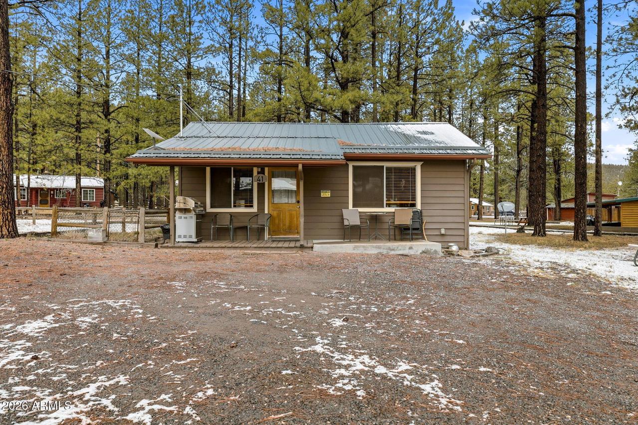 41 N Main St., Greer, AZ 85927