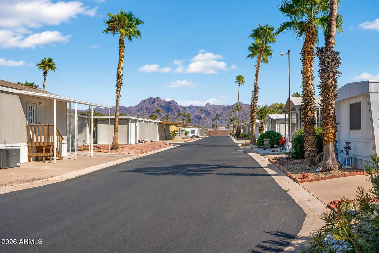 202 N Meridian Rd. #220, Apache Junction, AZ 85120