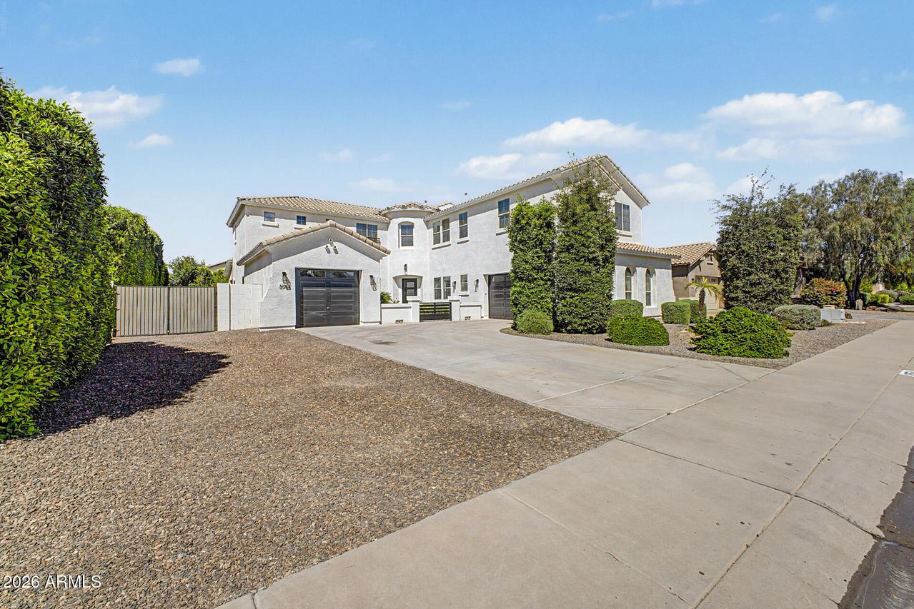 3054 E Kingbird Dr., Gilbert, AZ 85297