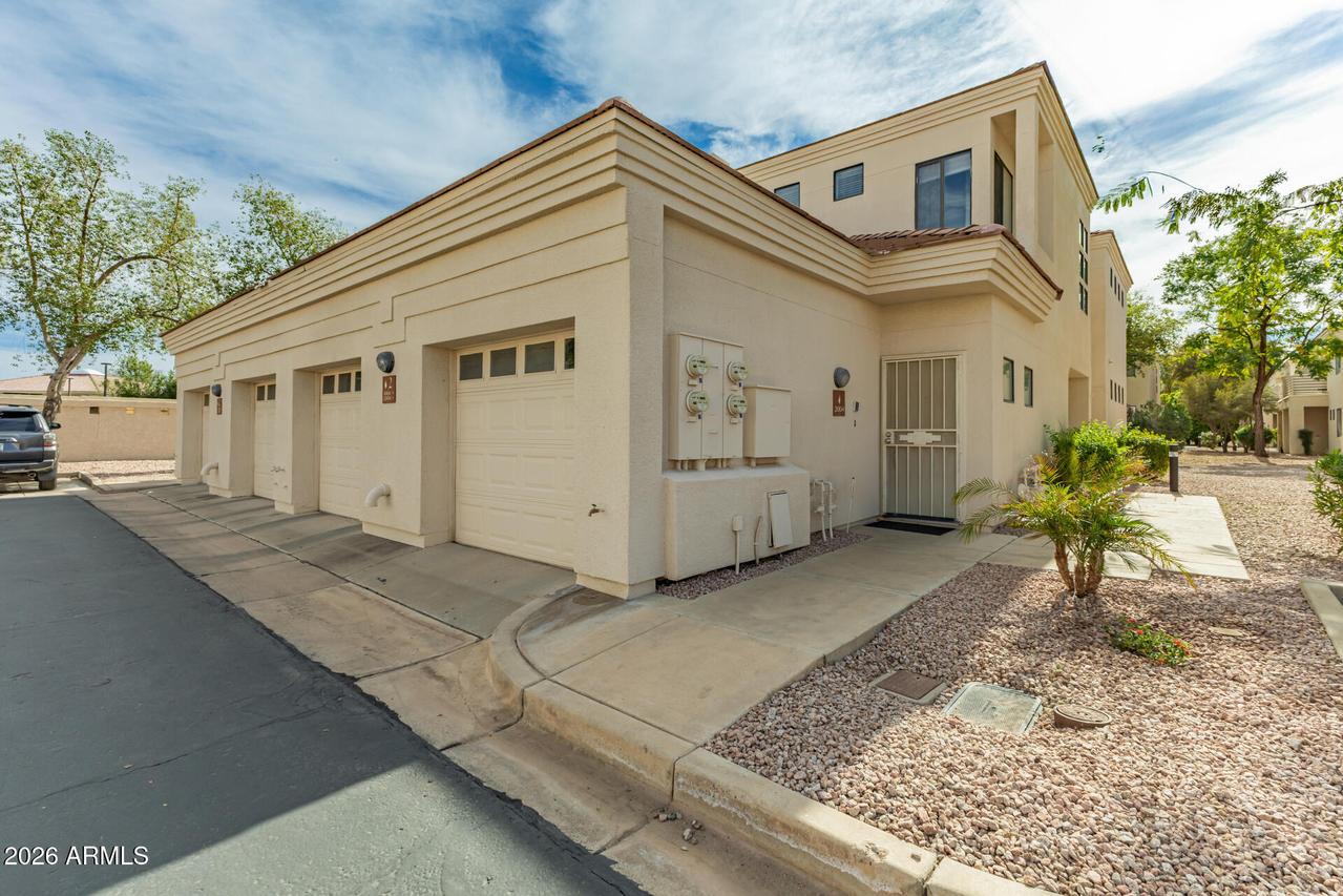 8270 N Hayden Rd. #2004, Scottsdale, AZ 85258