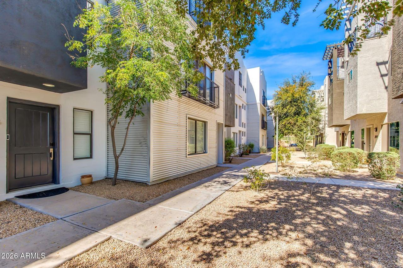 7841 N 21st Ave., Phoenix, AZ 85021