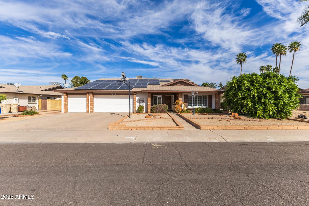 5222 W Las Palmaritas Dr., Glendale, AZ 85302