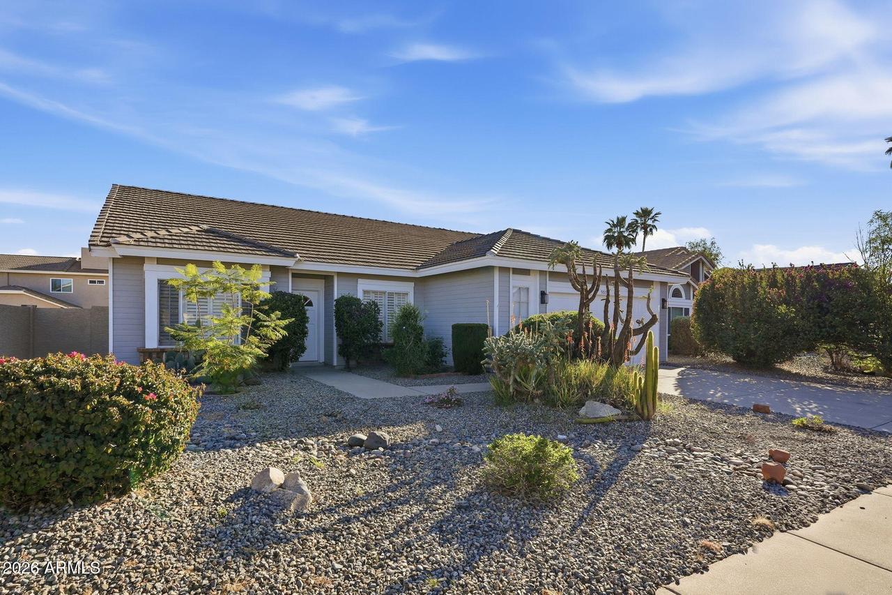 9055 E Kalil Dr., Scottsdale, AZ 85260