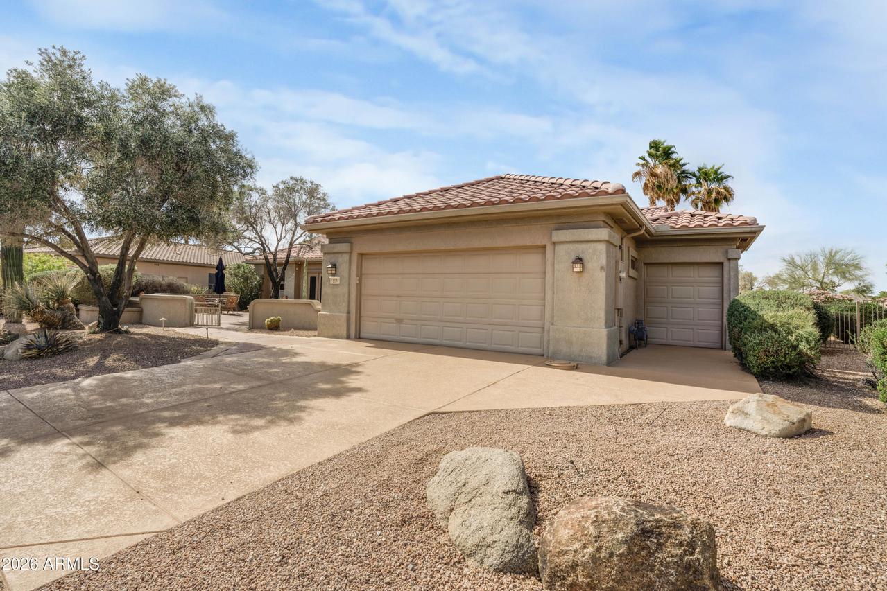 19640 N Shinnecock Dr., Surprise, AZ 85374