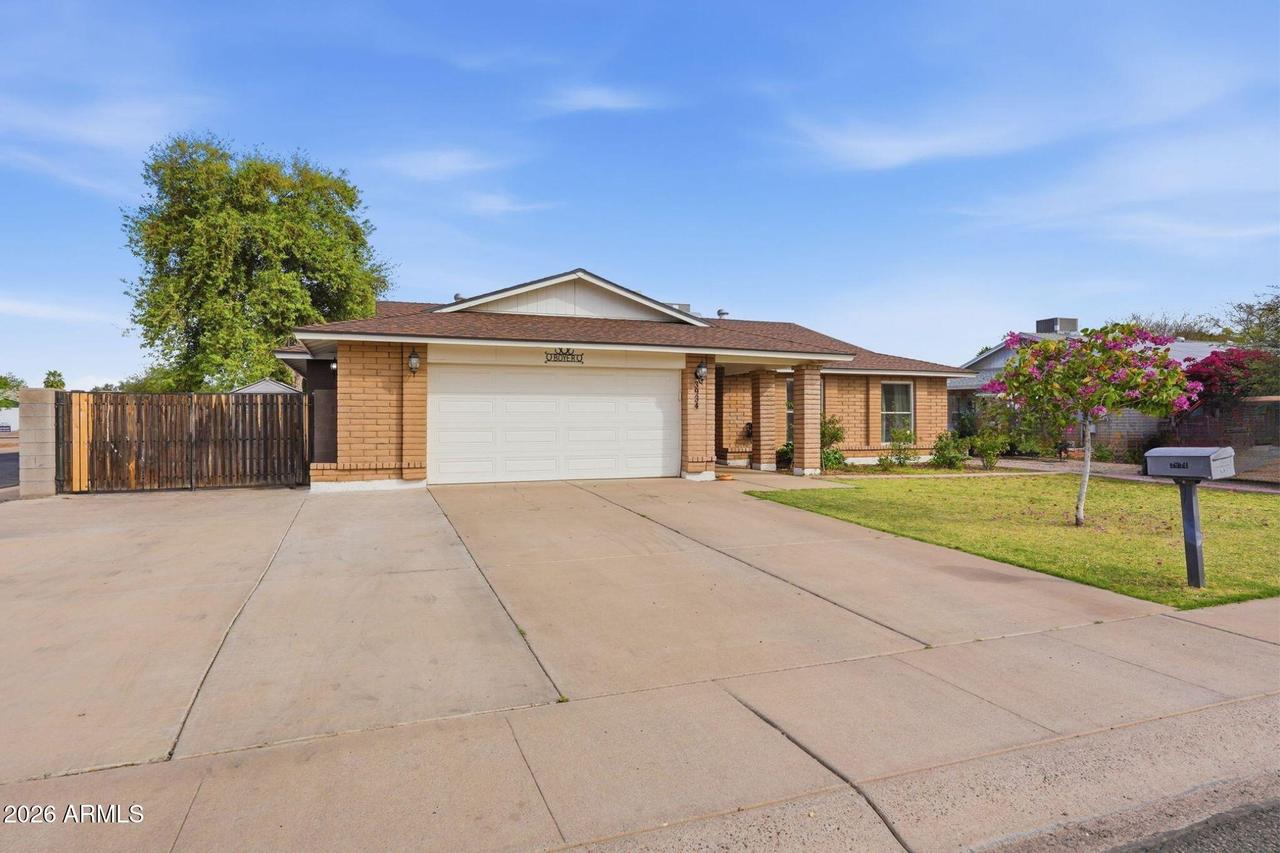 3934 W Aire Libre Ave., Phoenix, AZ 85053